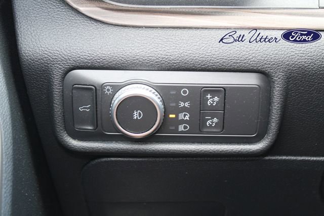 Used 2020 Ford Explorer Limited image 23