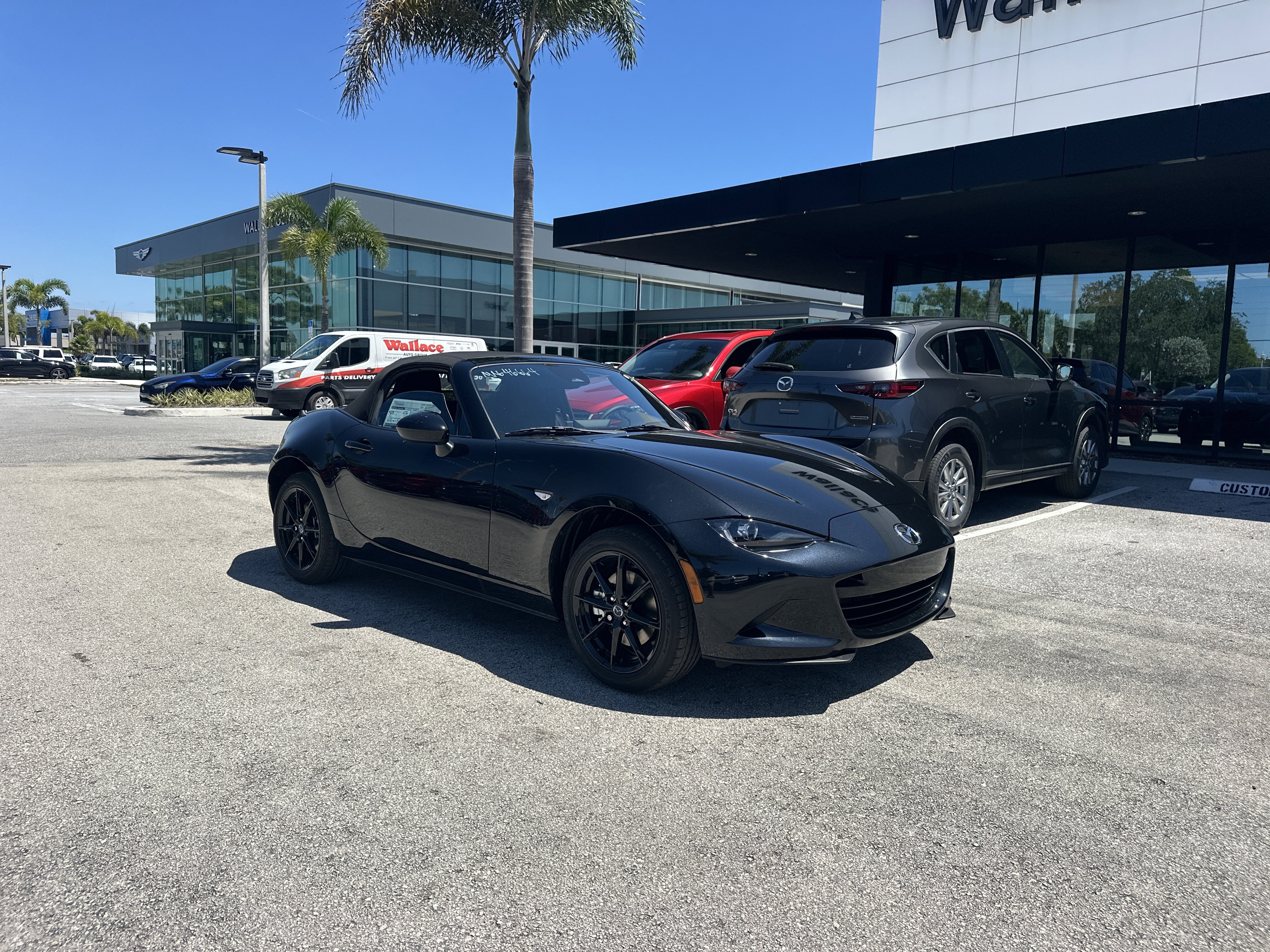 New 2026 MAZDA MX-5 Miata Sport w/ Interior Package RWD image 4