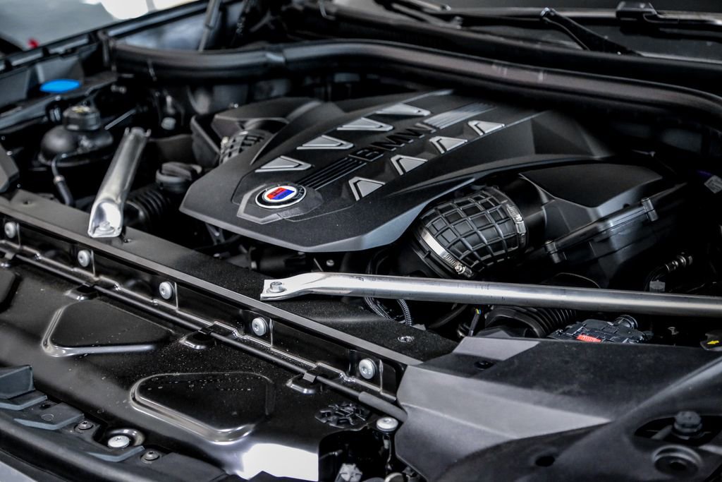 New 2026 BMW ALPINA XB7 image 32