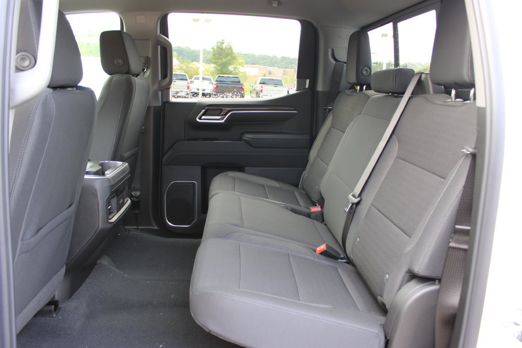 New 2026 Chevrolet Silverado 1500 LT w/ Safety Package AWD/4WD image 38
