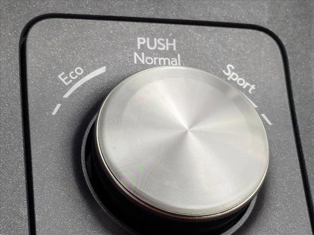 Used 2023 Lexus IS 300 w/ Comfort Package RWD image 13