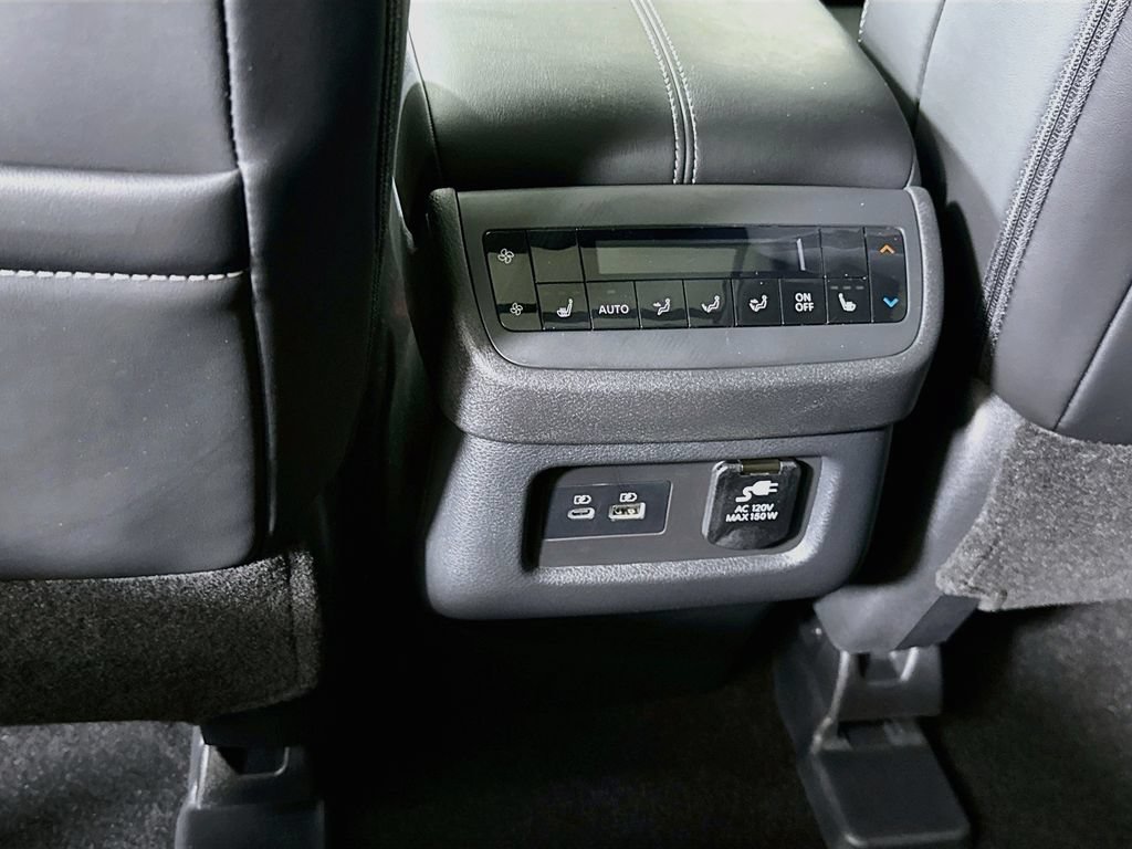 Certified 2025 Nissan Pathfinder Platinum w/ Cargo Package AWD/4WD image 31