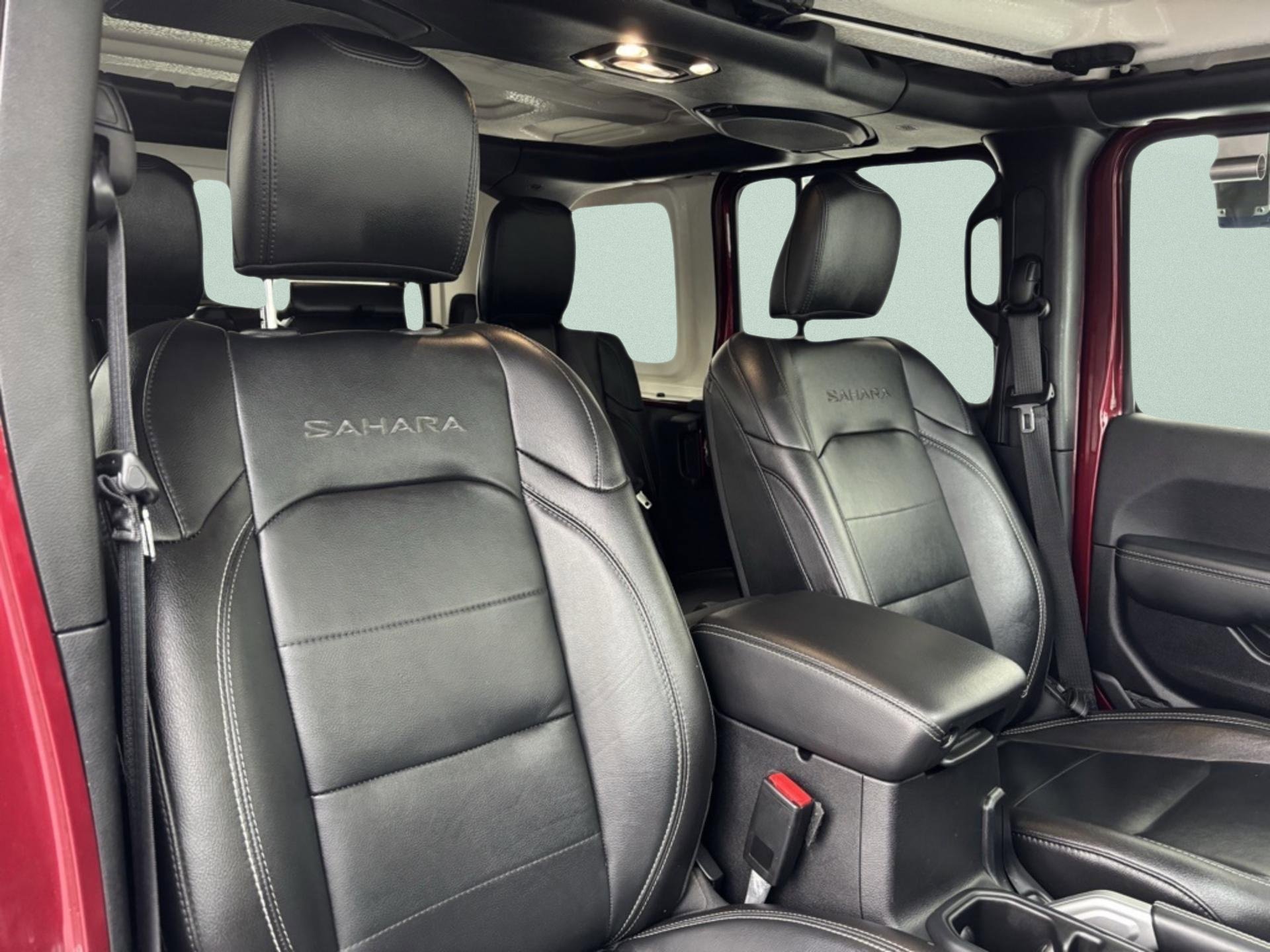 Used 2021 Jeep Wrangler Unlimited Sahara w/ Cold Weather Group image 28