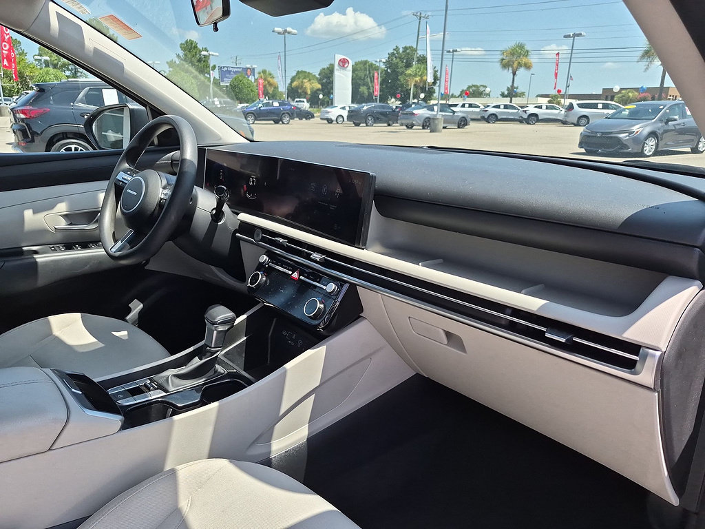 Used 2025 Hyundai Tucson SEL FWD image 34