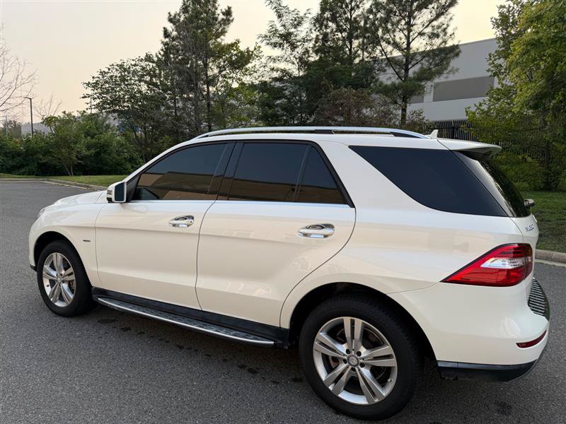 Used 2012 Mercedes-Benz ML 350 BlueTEC 4MATIC image 8