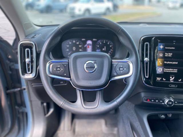 Used 2022 Volvo XC40 T5 Momentum AWD/4WD image 18