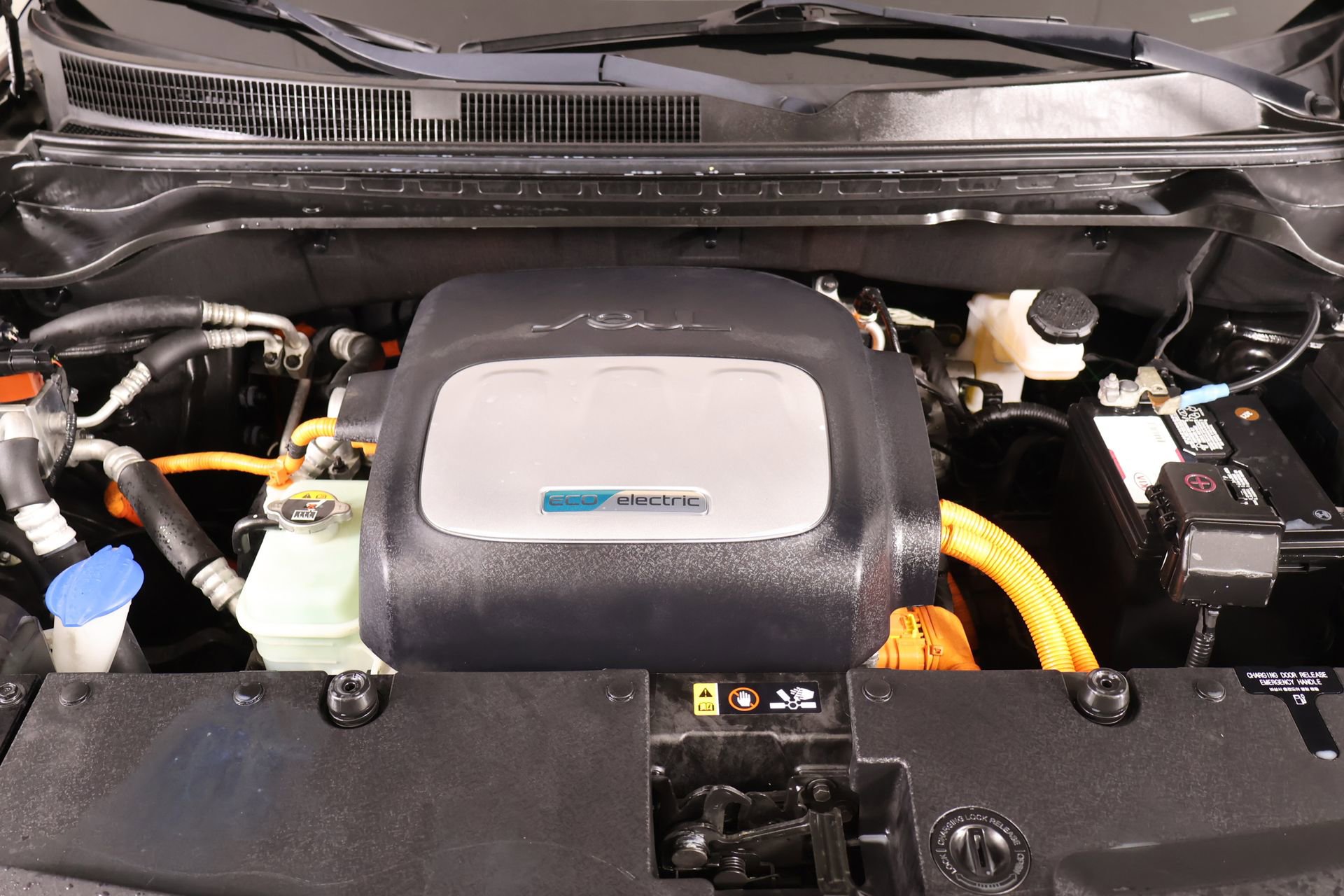 Used 2018 Kia Soul EV + image 20