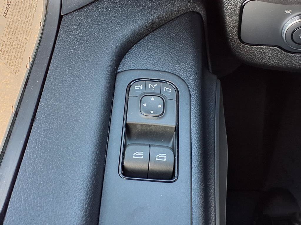 Certified 2025 Mercedes-Benz Sprinter 2500 image 16