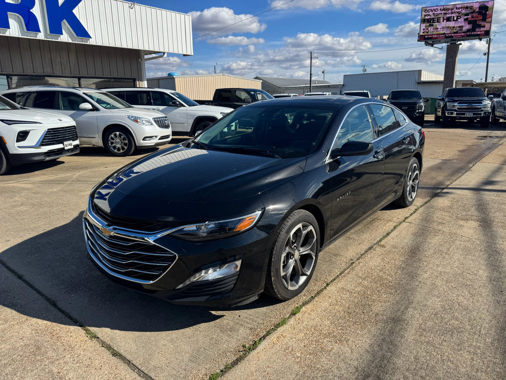 Used 2024 Chevrolet Malibu LT image 1