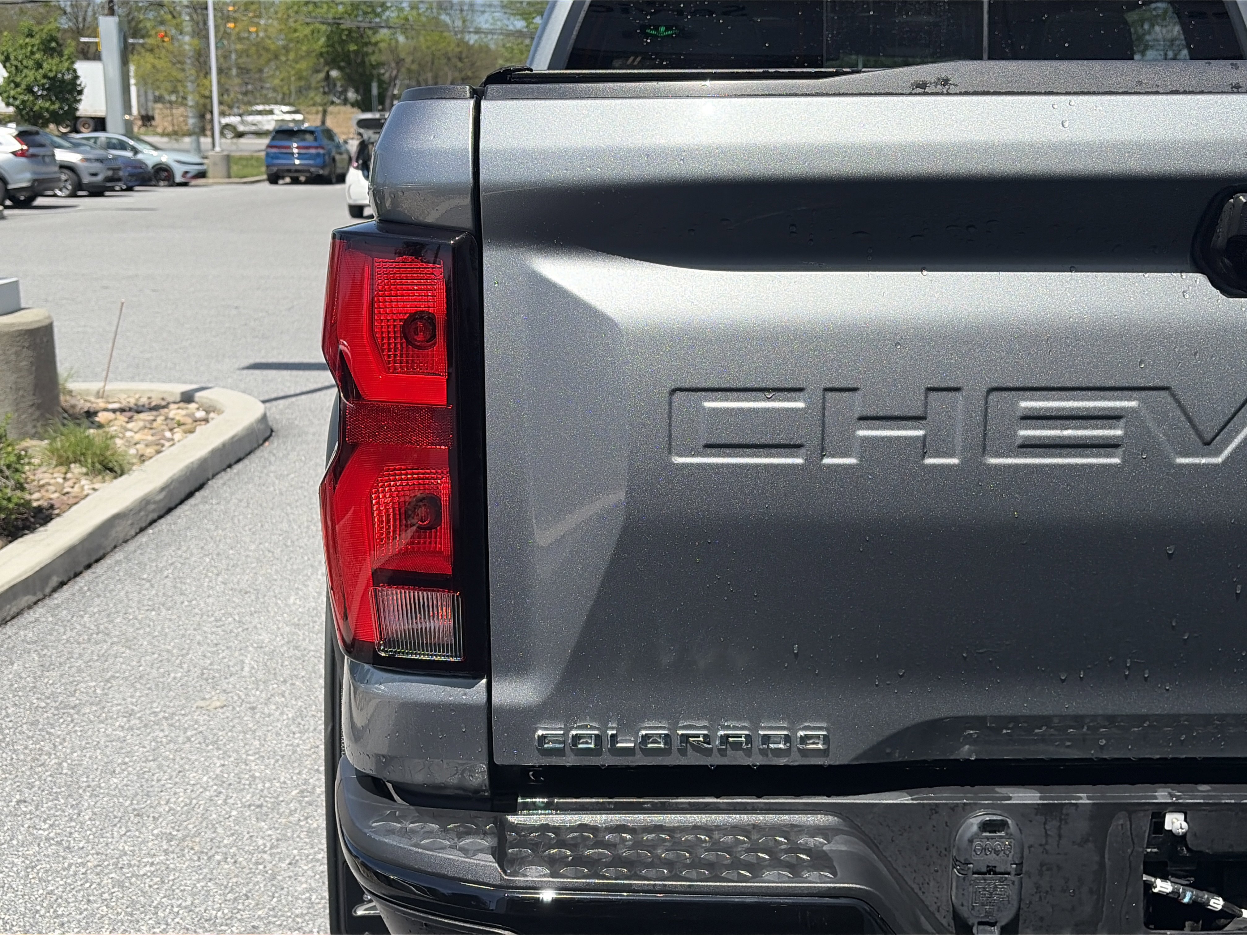 Used 2024 Chevrolet Colorado ZR2 w/ ZR2 Convenience Package III AWD/4WD image 23