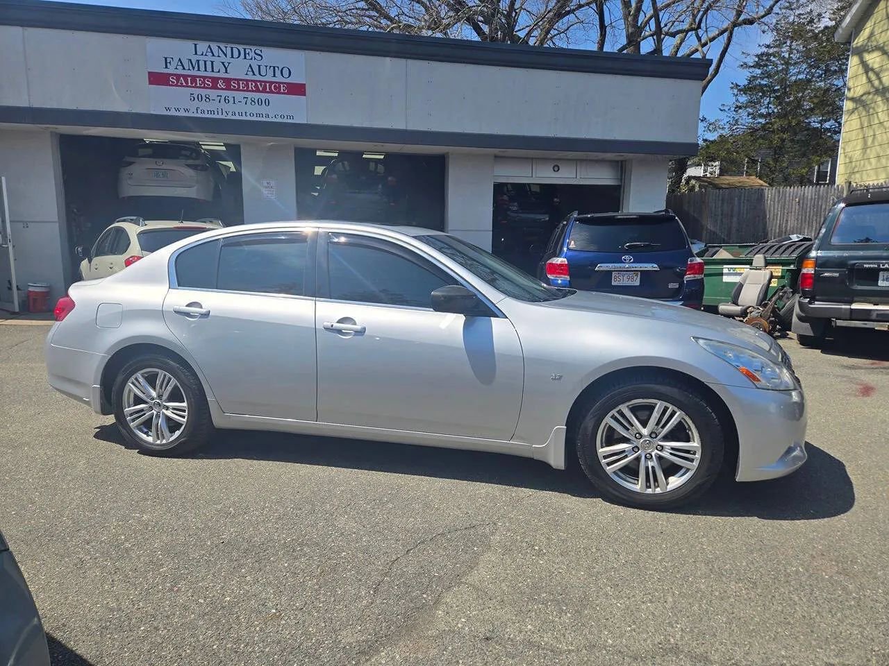 Used 2013 INFINITI G37 x Sedan w/ Premium Pkg AWD/4WD image 10