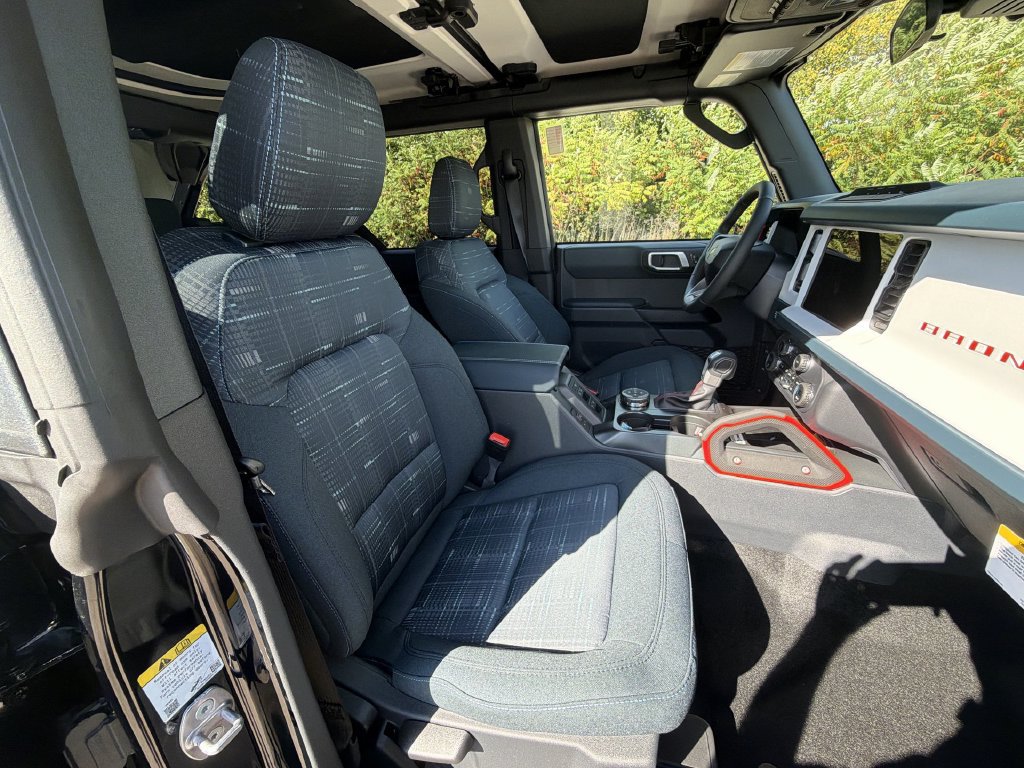 New 2026 Ford Bronco Heritage Edition AWD/4WD image 25