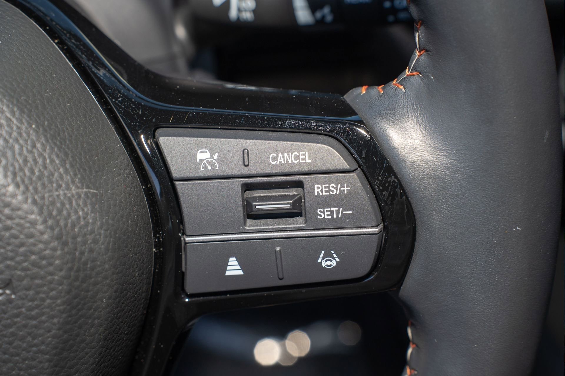 Certified 2023 Honda HR-V Sport image 31