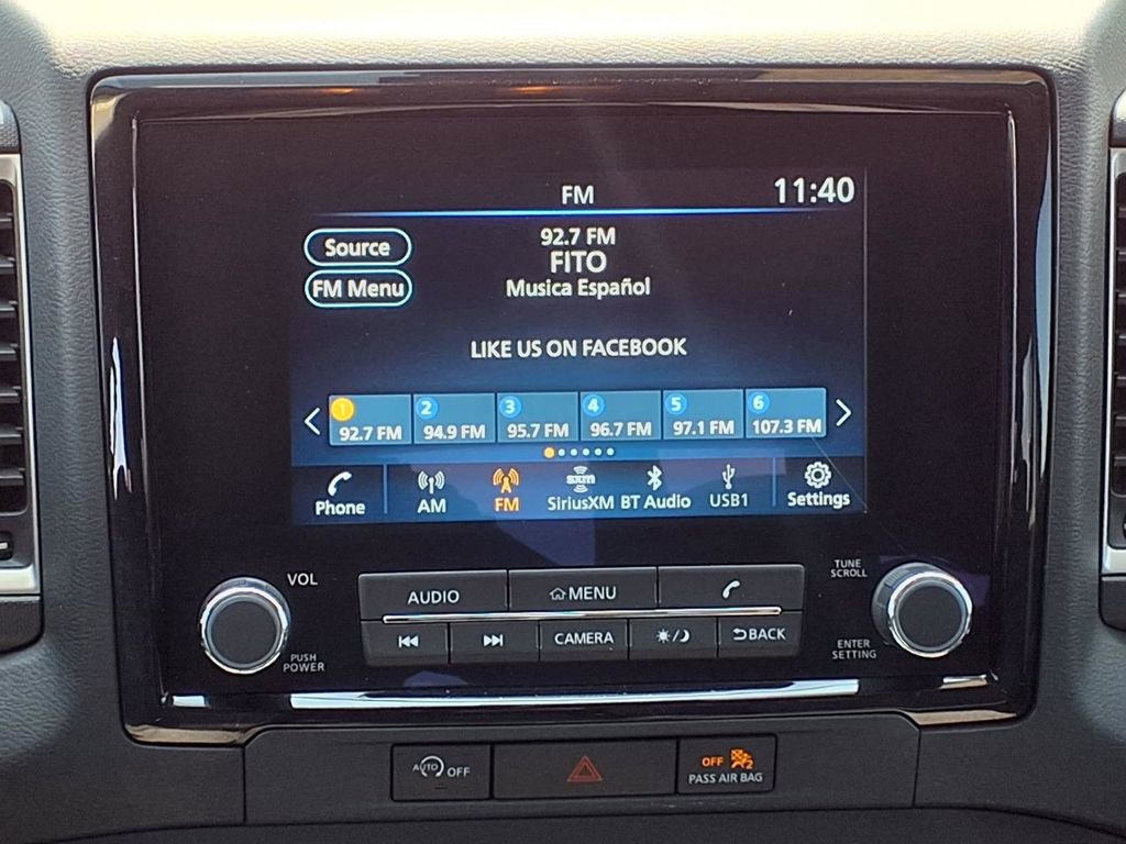 Used 2024 Nissan Frontier SV image 14