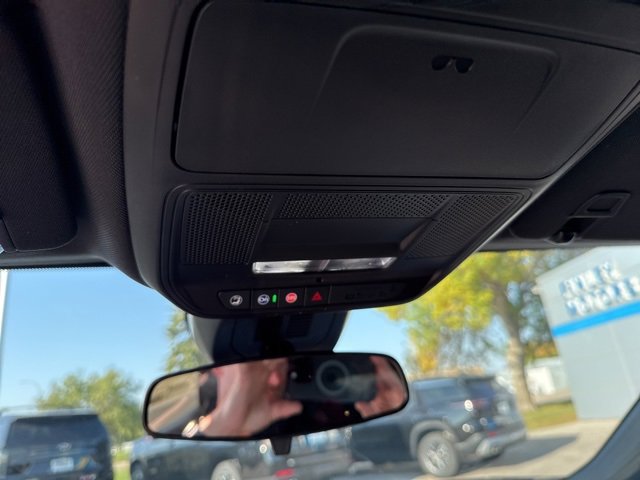 New 2026 Chevrolet Equinox LT w/ Convenience Package II image 19