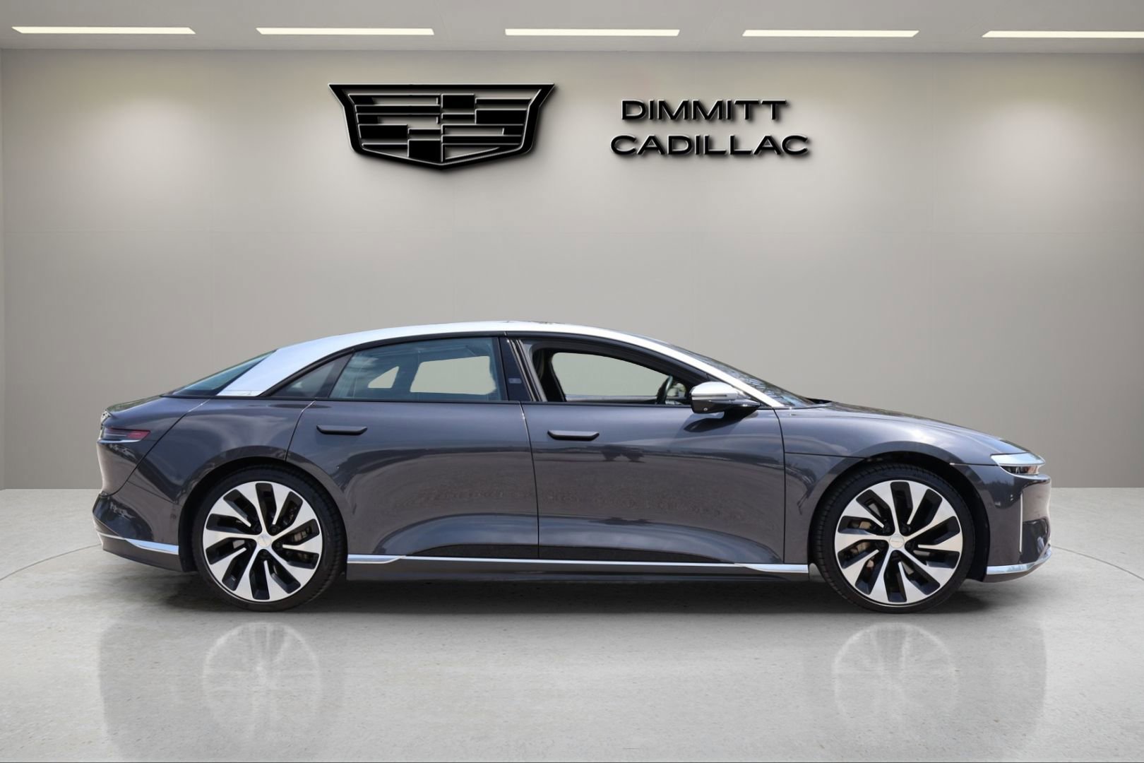 Used 2022 Lucid Air Grand Touring image 6
