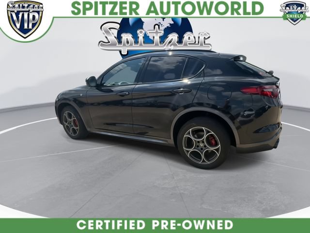 Used 2023 Alfa Romeo Stelvio Ti w/ Active Assist Plus Package AWD/4WD image 7