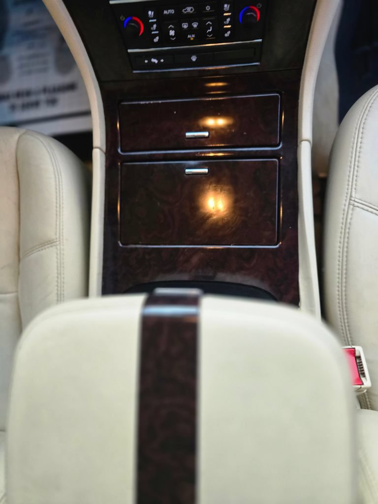 Used 2007 Cadillac Escalade AWD w/ Information Package image 13