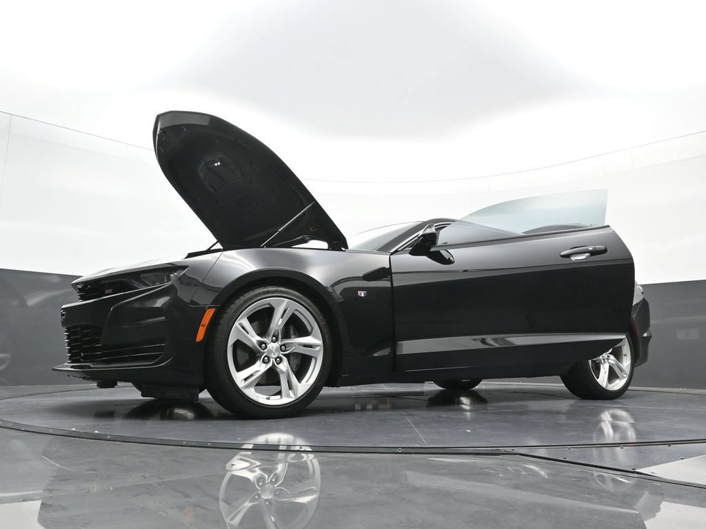 Used 2019 Chevrolet Camaro SS RWD image 37