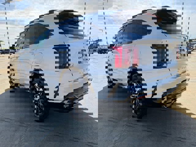 Used 2021 Kia Sorento S w/ Panoramic Sunroof Package image 3