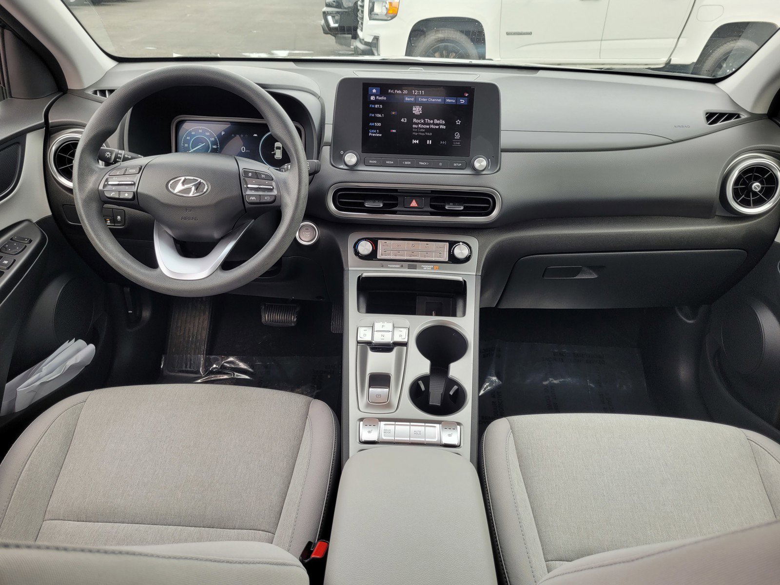 Used 2023 Hyundai Kona SE image 15