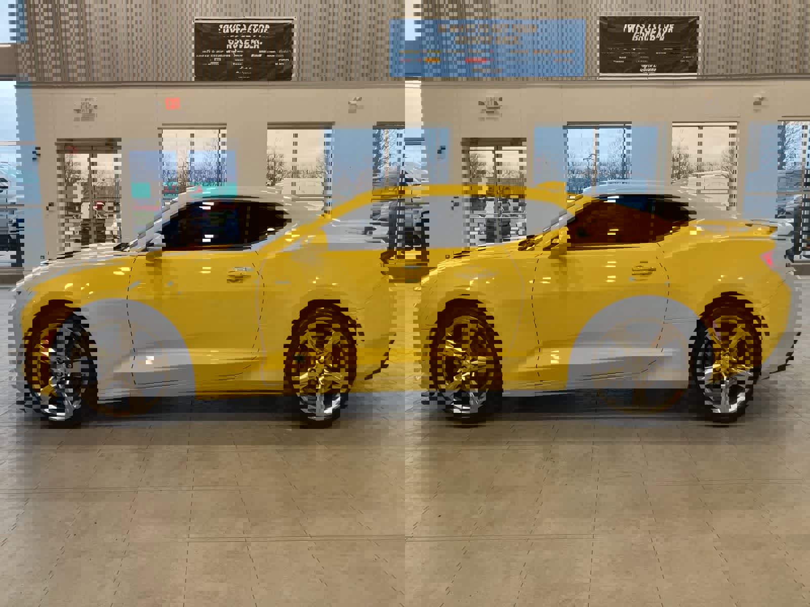 Used 2017 Chevrolet Camaro SS image 8