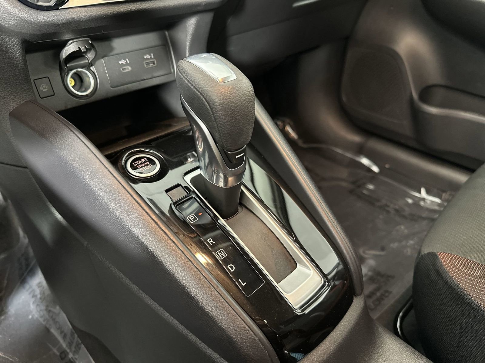 Certified 2024 Nissan Versa SR w/ Trunk Package image 24