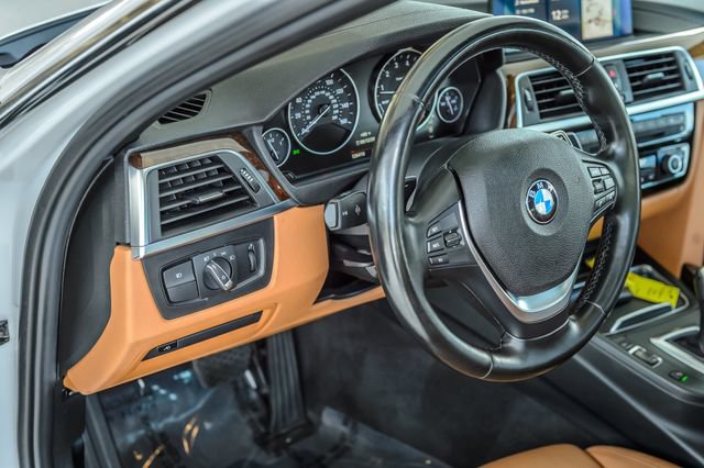 Used 2018 BMW 340i xDrive Sedan AWD/4WD image 34