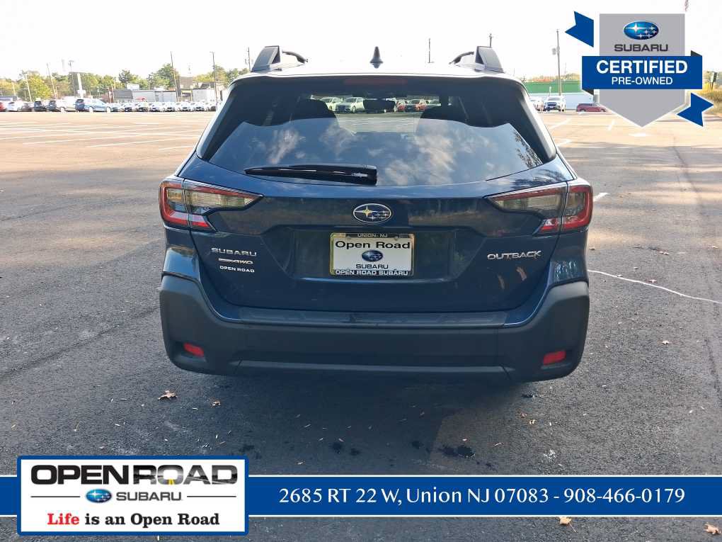 Used 2025 Subaru Outback Premium AWD/4WD image 4