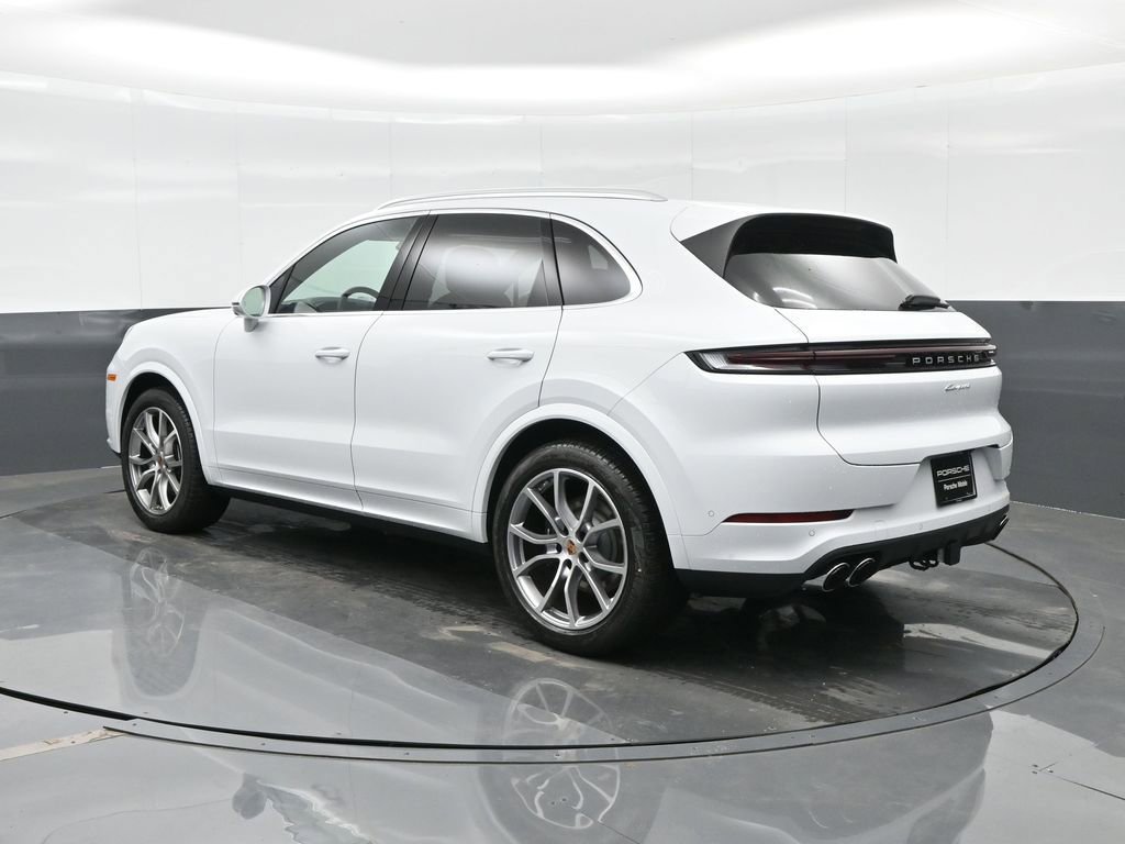 New 2026 Porsche Cayenne image 3