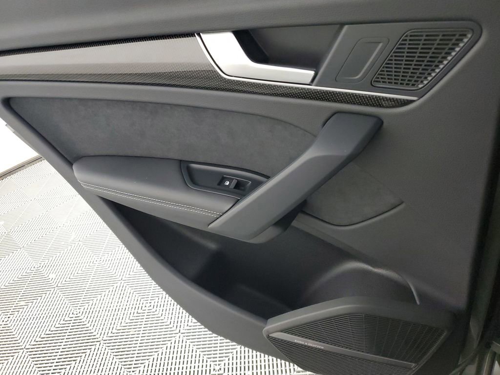 Certified 2023 Audi SQ5 Premium Plus w/ Premium Plus Package AWD/4WD image 17