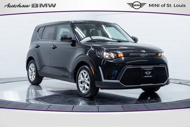 Used 2023 Kia Soul LX w/ LX Technology Package image 1