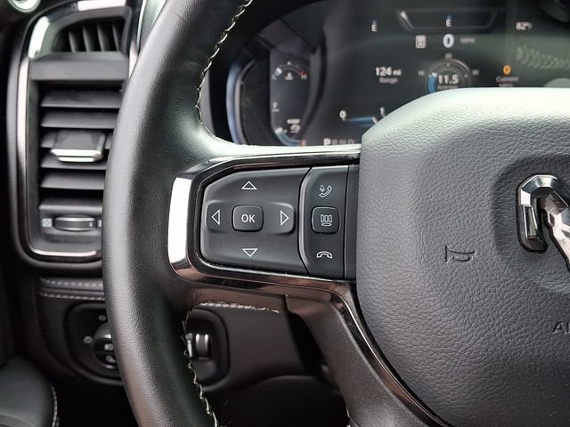 Used 2025 RAM 3500 Limited AWD/4WD image 26