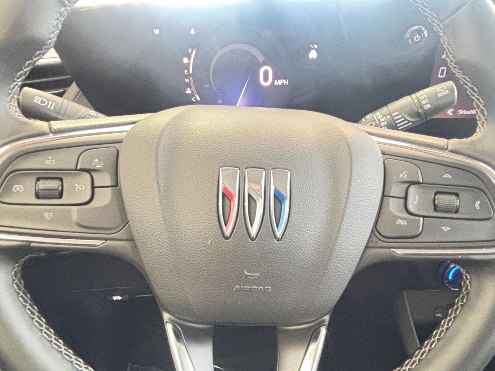 Used 2025 Nissan Sentra SV FWD image 27