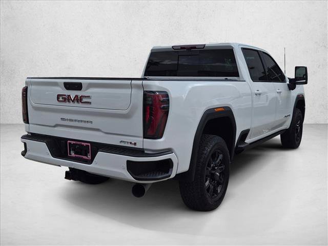 Used 2025 GMC Sierra 2500 AT4 w/ AT4 Premium Plus Package AWD/4WD image 5