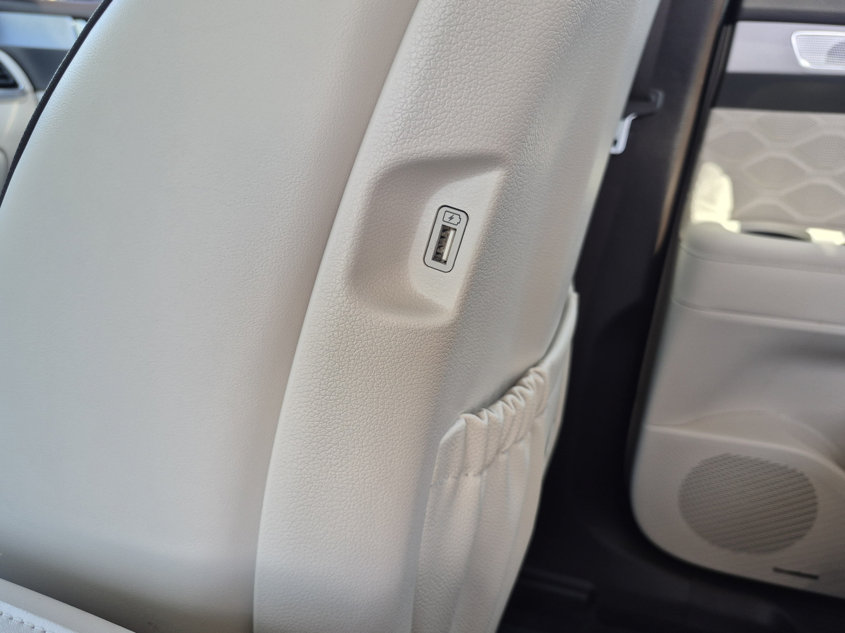 Used 2020 Hyundai Palisade Limited FWD image 16