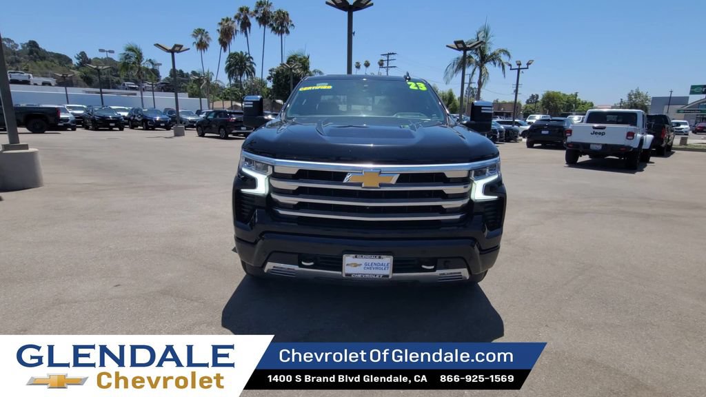 Certified 2023 Chevrolet Silverado 1500 High Country w/ High Country Premium Package AWD/4WD image 3