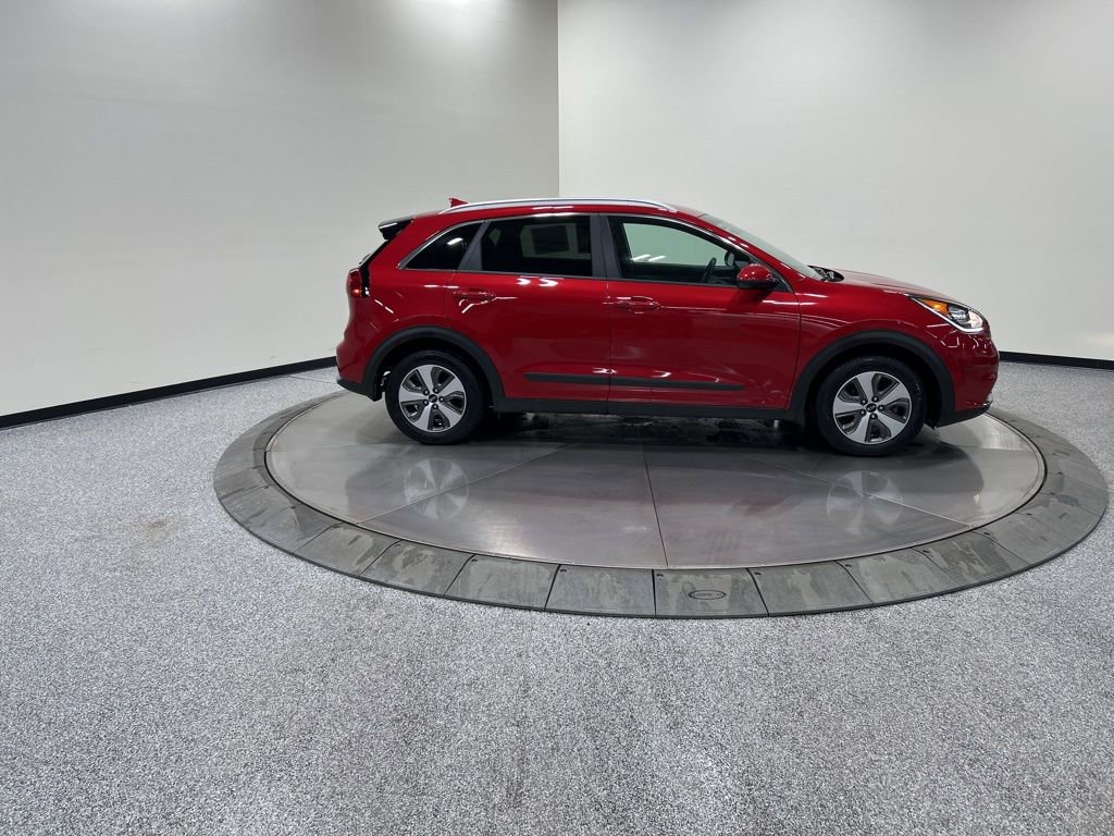 Used 2019 Kia Niro LX image 5
