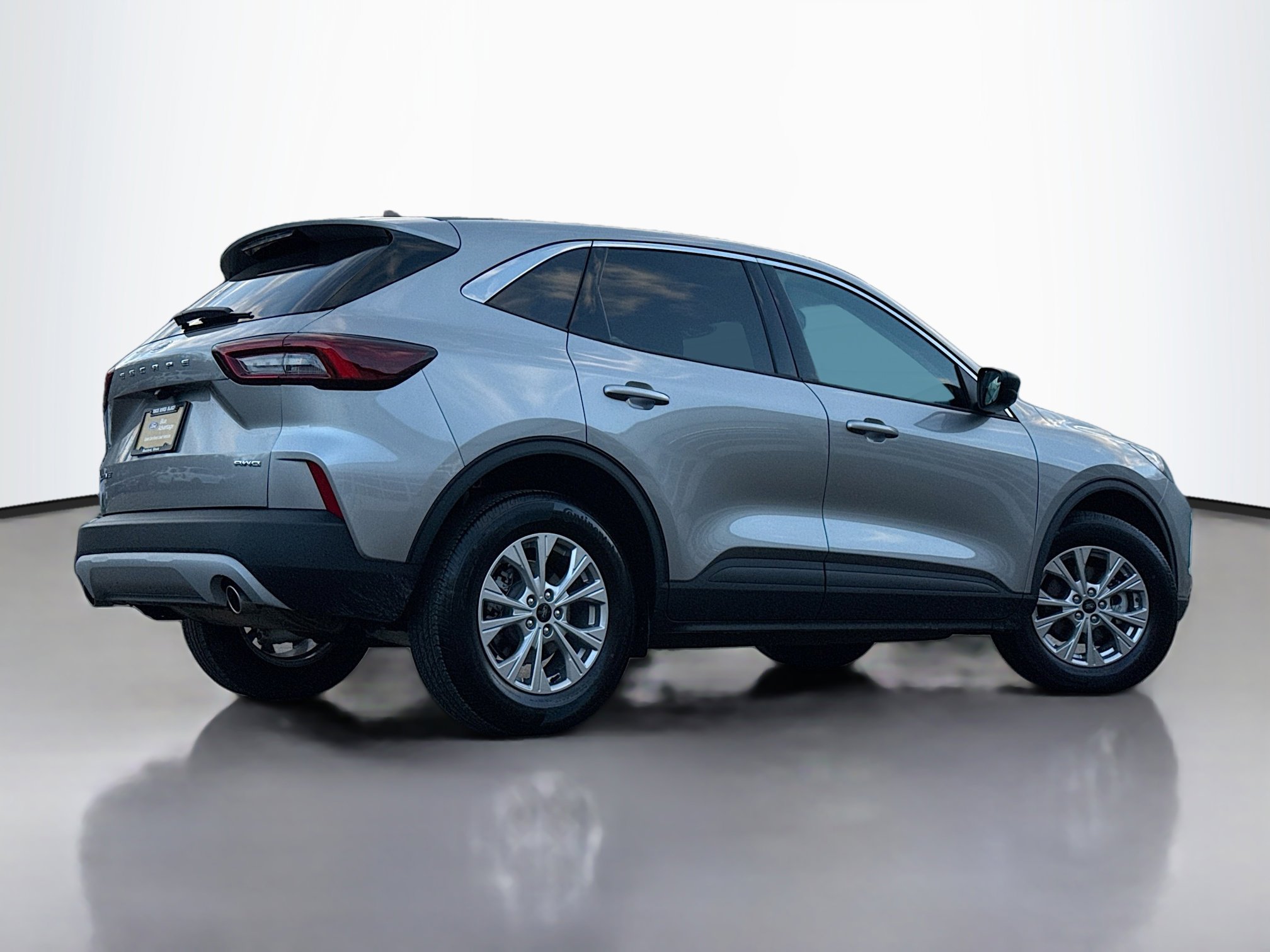 Certified 2023 Ford Escape Active image 2