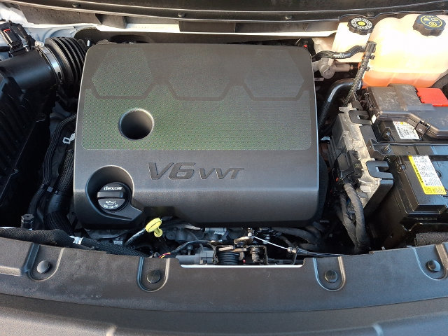 Used 2023 Chevrolet Traverse RS w/ LPO, Floor Liner Package AWD/4WD image 29