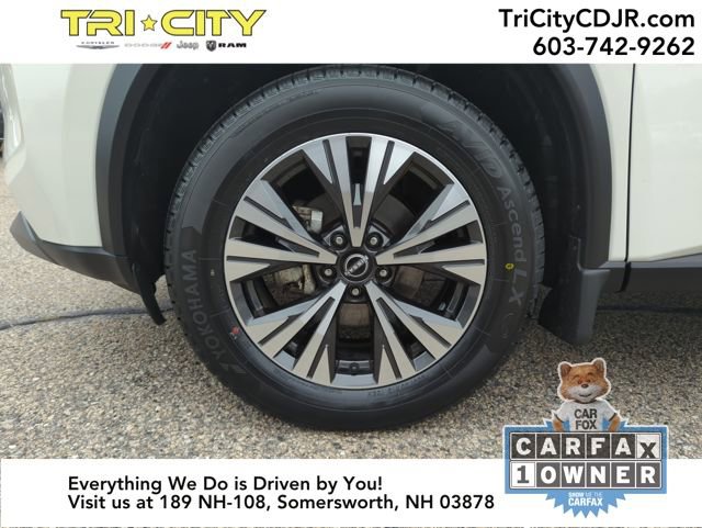 Used 2023 Nissan Rogue SV image 35