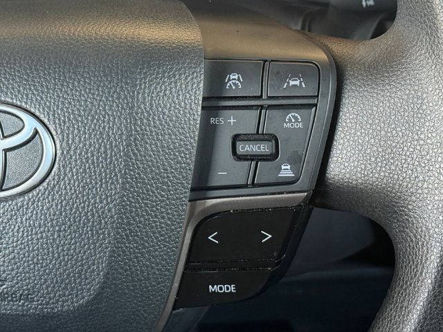 Used 2025 Toyota Camry LE w/ Convenience Package FWD image 12