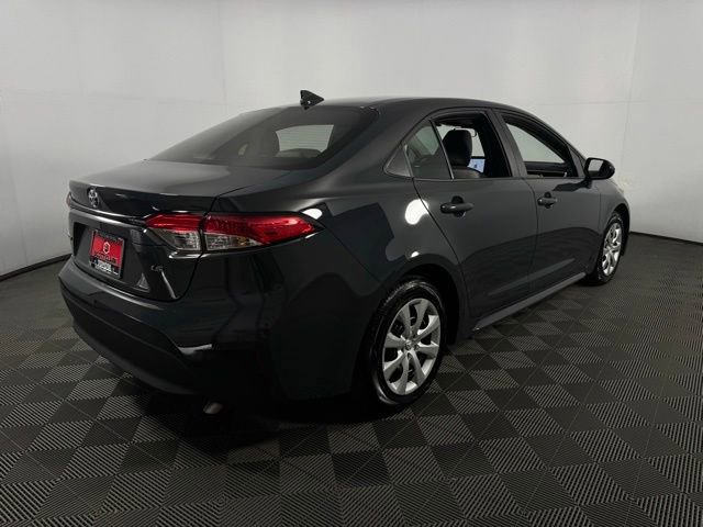 Used 2025 Toyota Corolla LE image 8