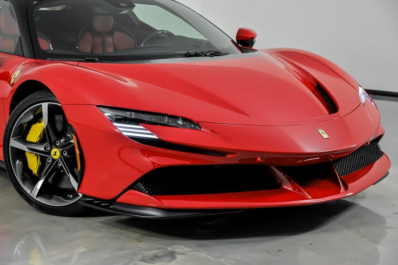Used 2023 Ferrari SF90 Stradale AWD/4WD image 3