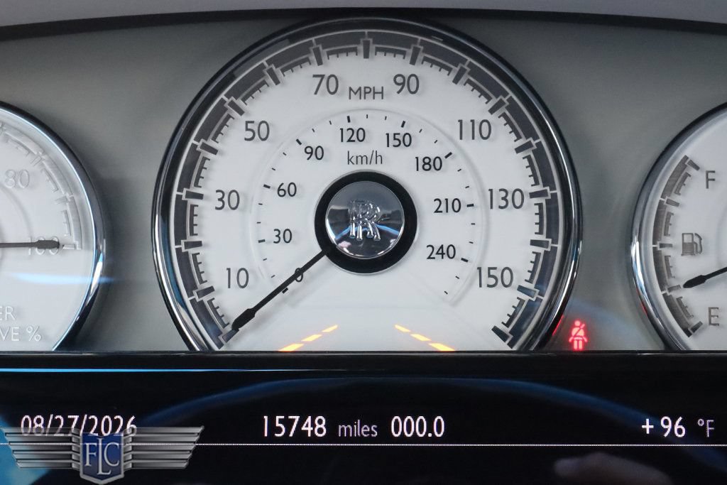 Used 2016 Rolls-Royce Dawn RWD image 33