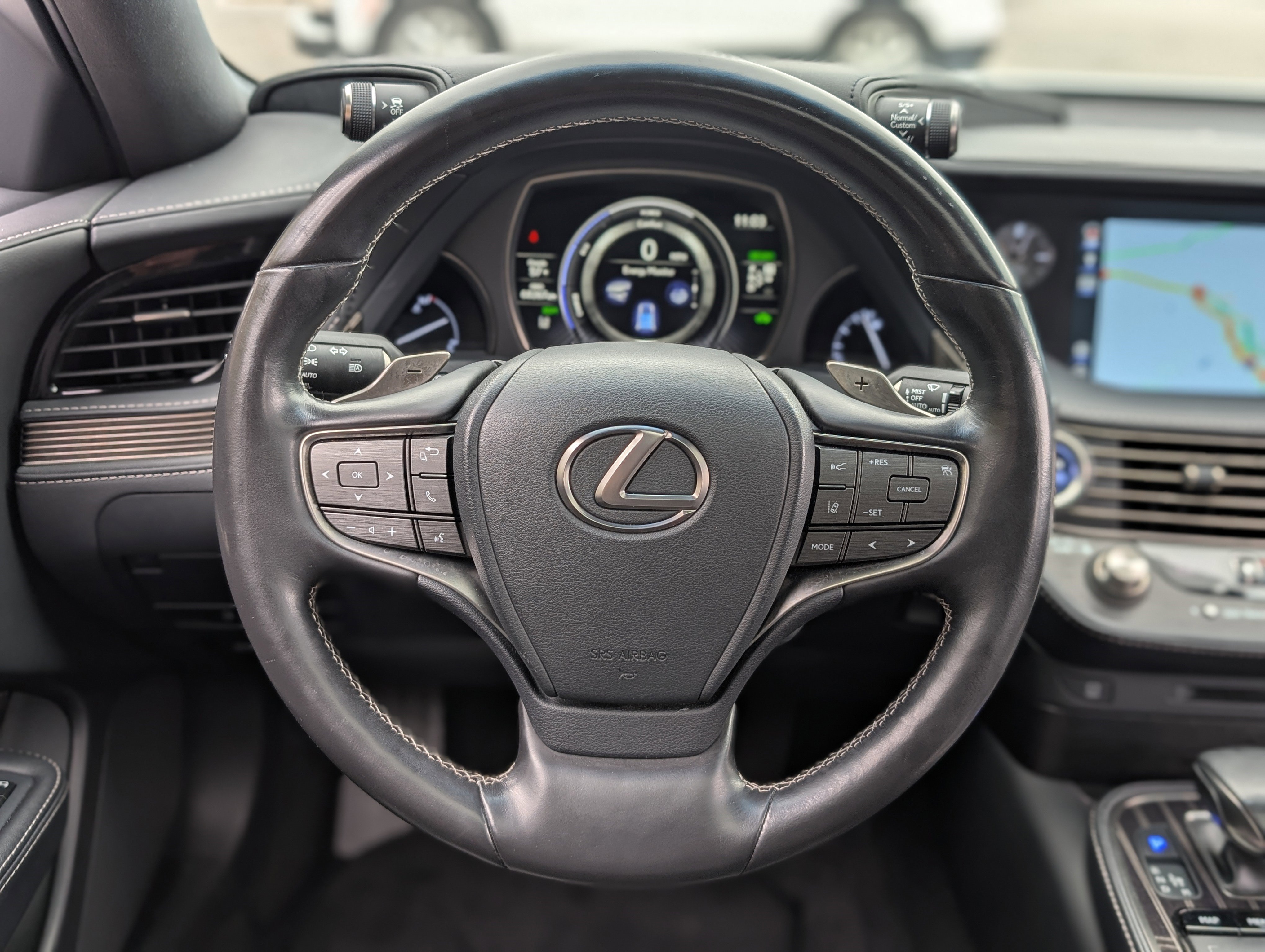 Used 2019 Lexus LS 500h LS 500h image 25