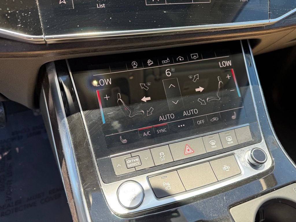 Used 2020 Audi Q7 3.0T Premium w/ Convenience Package AWD/4WD image 28