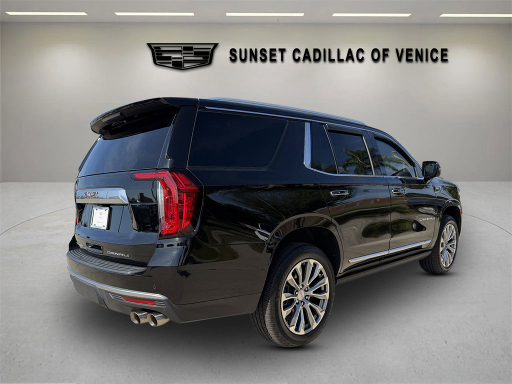 Used 2021 GMC Yukon Denali w/ Denali Premium Package image 3