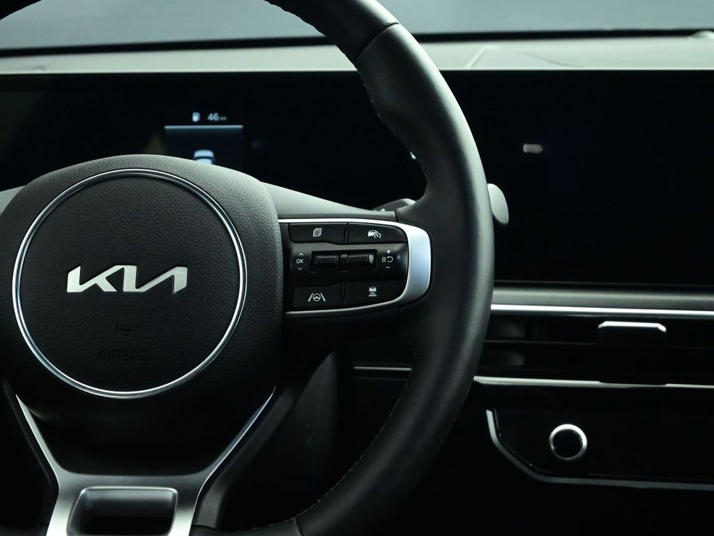 Used 2025 Kia K5 GT-Line w/ GT-Line Premium Package image 42
