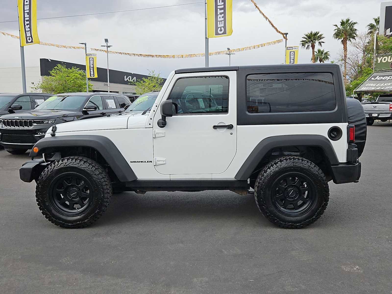 Used 2012 Jeep Wrangler Rubicon w/ Dual Top Group image 5